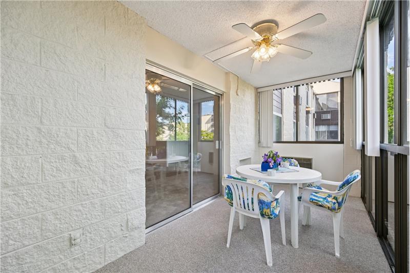 Reverse view of balcony