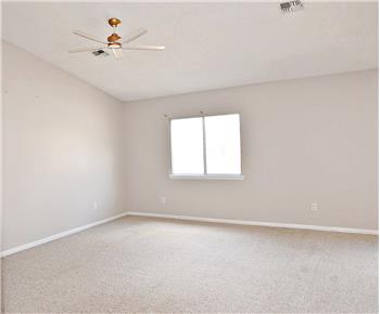 Open floorplan -
Living room area