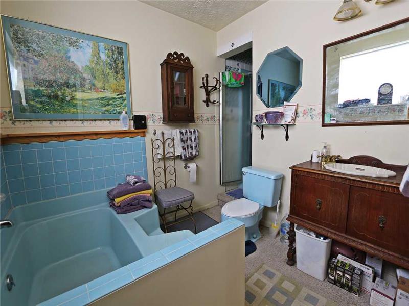 Property pictures of 3528 Howells Mill Rd, Ona, WV 25545, USA Ona, WV