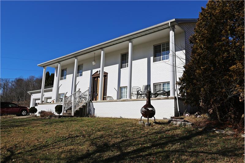 Property pictures of 3528 Howells Mill Rd, Ona, WV 25545, USA Ona, WV
