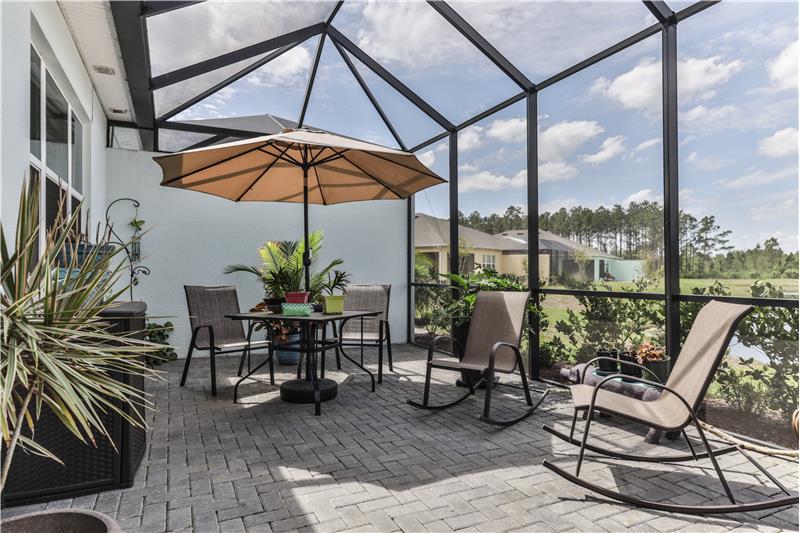 HUGE PATIO
