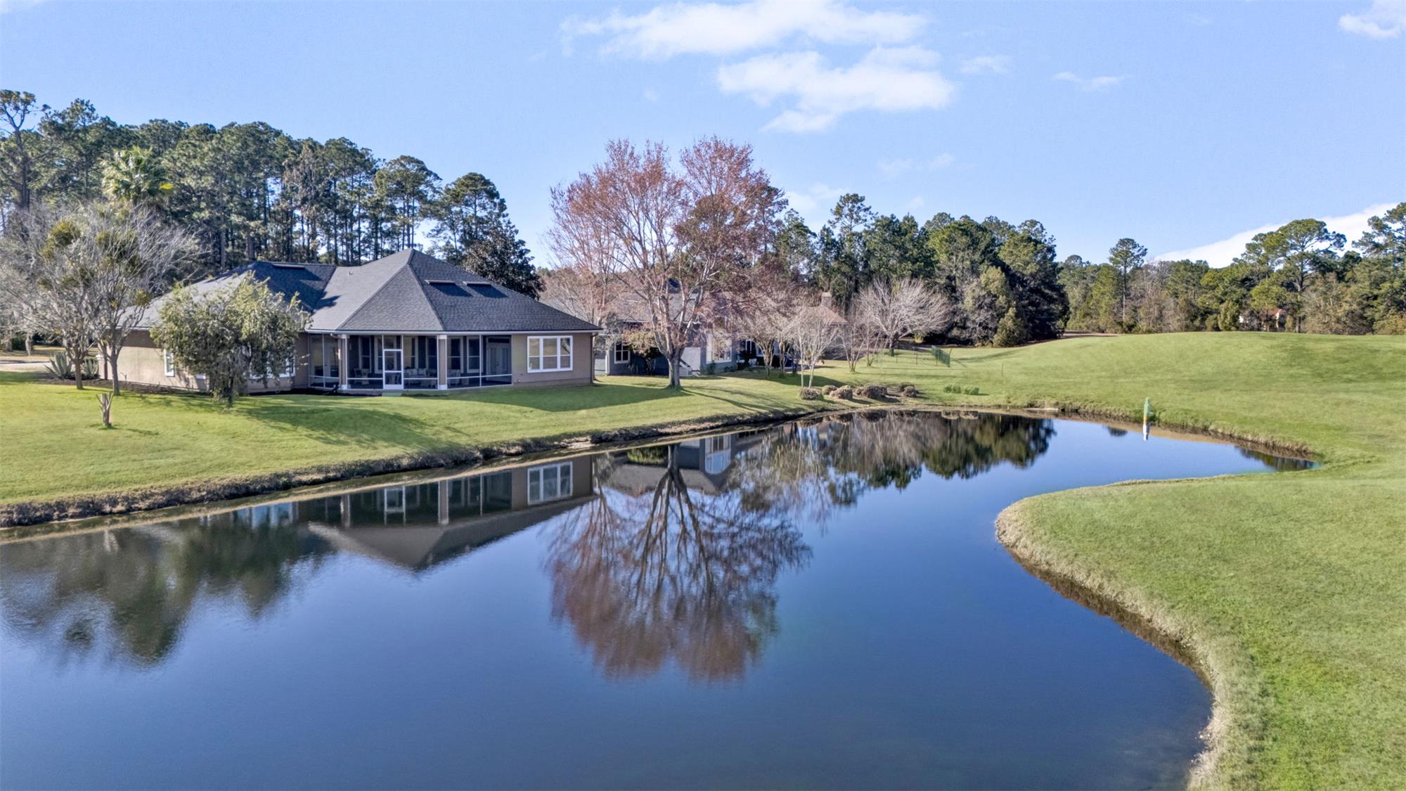 https://realbird.blob.core.windows.net/rb-photos/3576-barton-creek-circle-green-cove-springs-fl-32043_F4F4B8F2_648680_639174929433780040_80x60.jpg