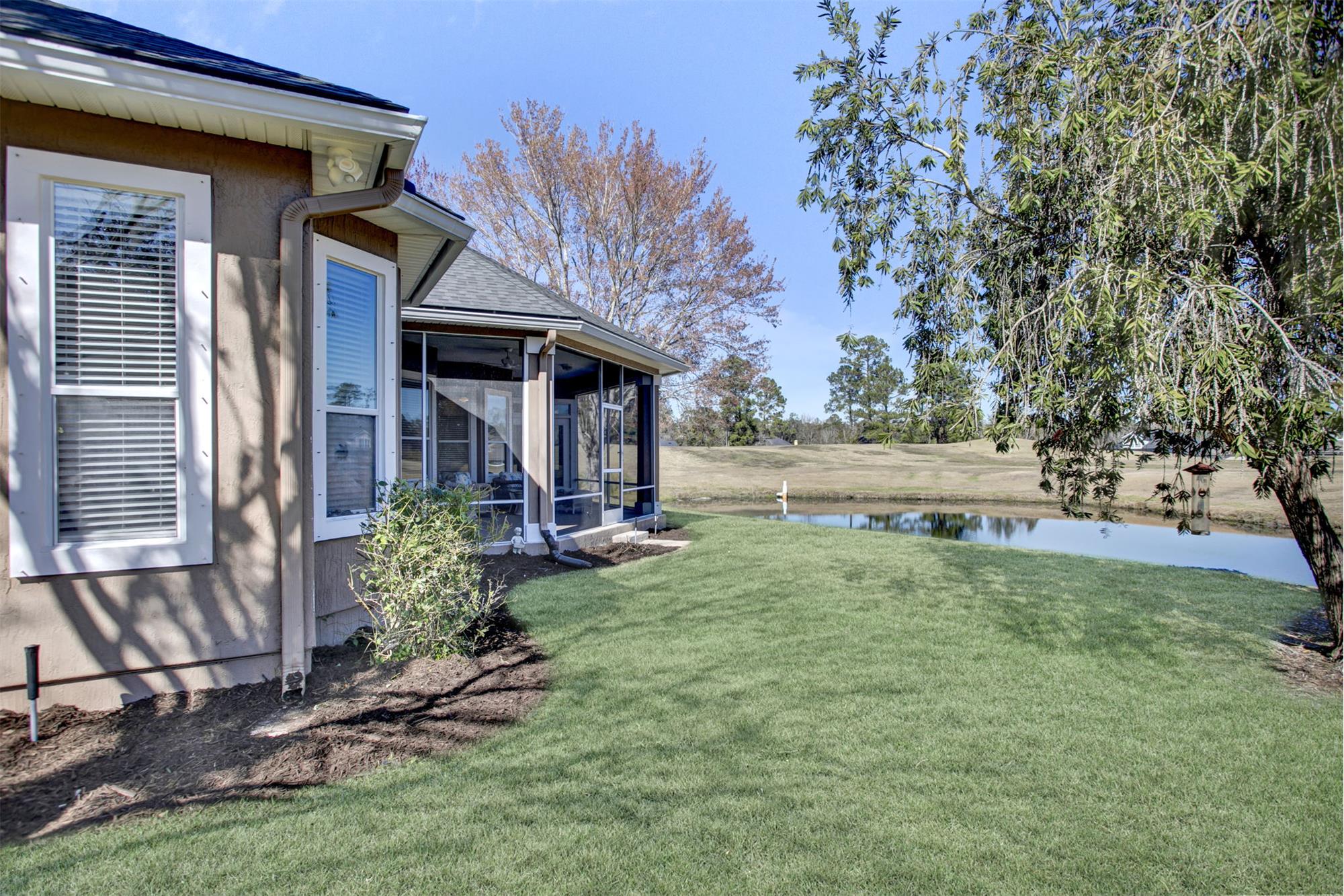 https://realbird.blob.core.windows.net/rb-photos/3576-barton-creek-circle-green-cove-springs-fl-32043_F4F4B8F2_648680_639174929442529874_80x60.jpg
