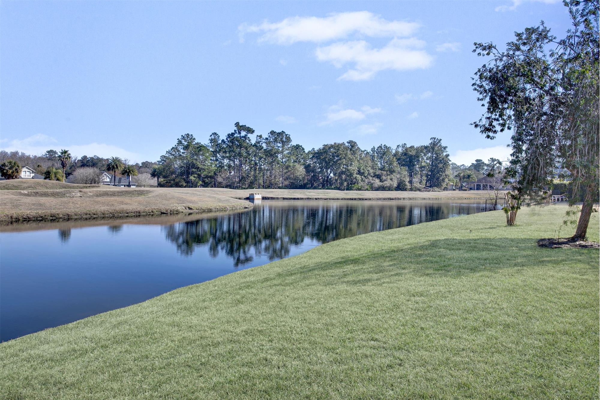 https://realbird.blob.core.windows.net/rb-photos/3576-barton-creek-circle-green-cove-springs-fl-32043_F4F4B8F2_648680_639174929451749175_80x60.jpg