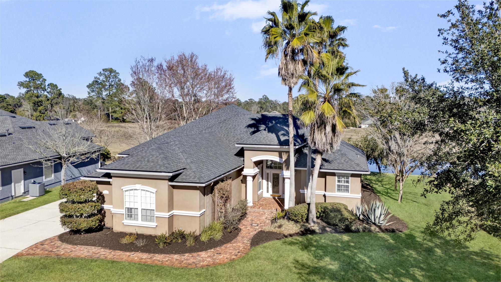 https://realbird.blob.core.windows.net/rb-photos/3576-barton-creek-circle-green-cove-springs-fl-32043_F4F4B8F2_648680_639175084187758110_80x60.jpg