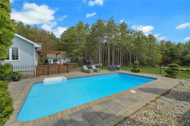 
                            Property Image 52