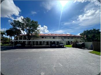 3670 Pinecrest Street #111, Sarasota, FL