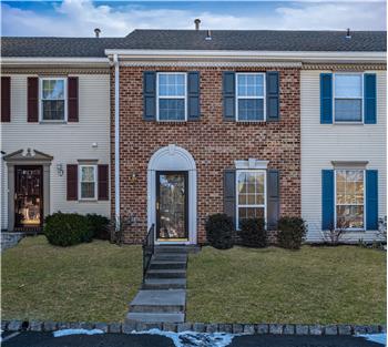 Primary listing photos for listing ID 560088