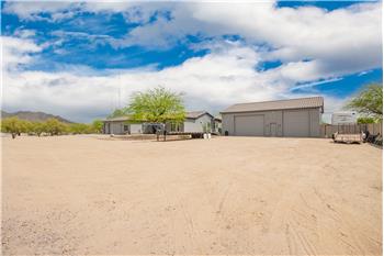 Primary listing photos for listing ID 640262