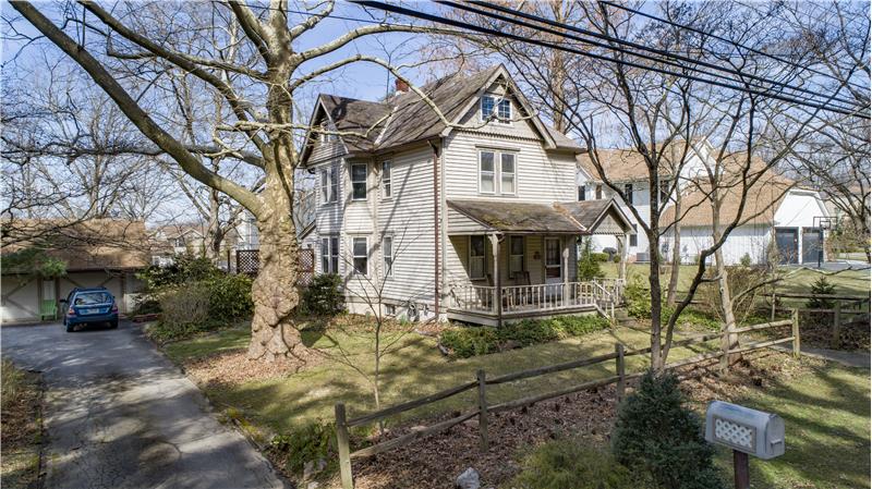 381 Highland Avenue, Media