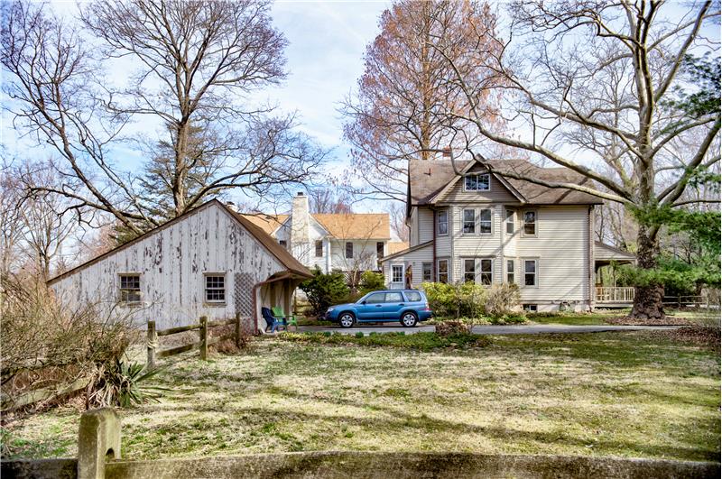 381 Highland Avenue, Media