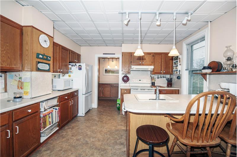 381 Highland Avenue, Media