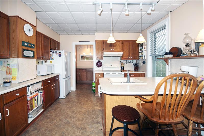 381 Highland Avenue, Media