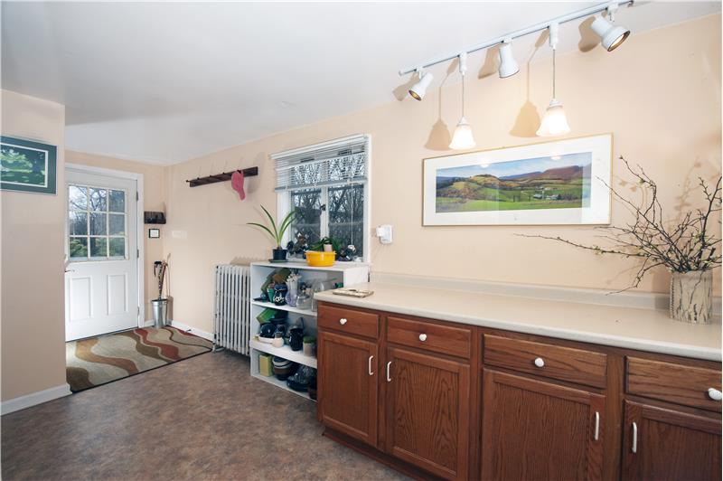 381 Highland Avenue, Media