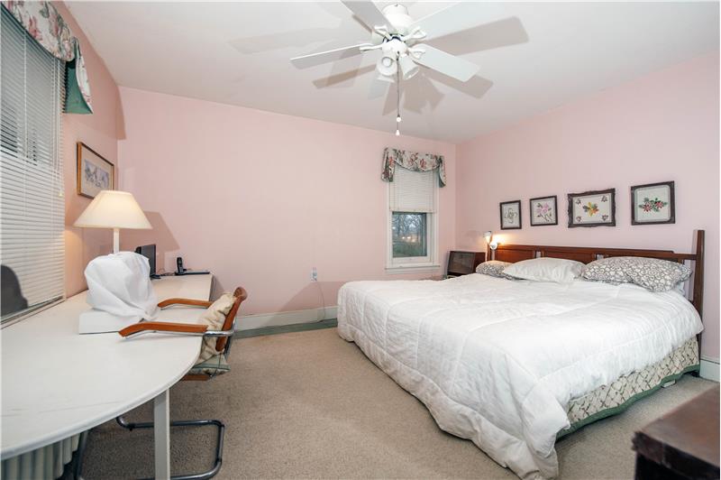 381 Highland Avenue, Media