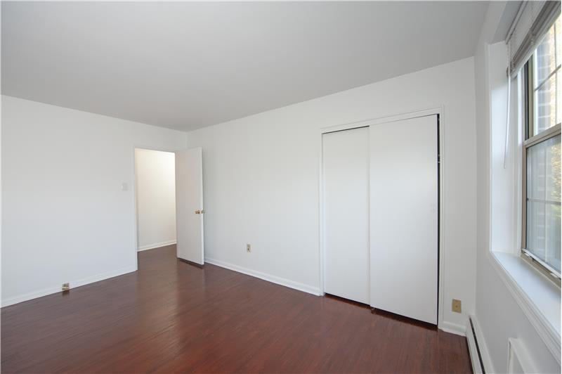 383 Lakeside Road 201, Ardmore, PA 19003