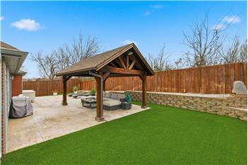 No neighbors behind you for maximum privacy!