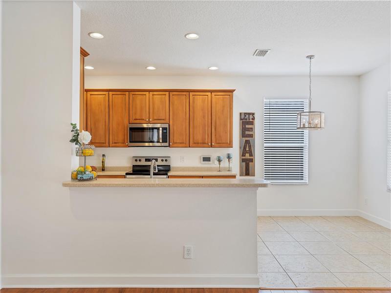 Eat-in area in Kitchen