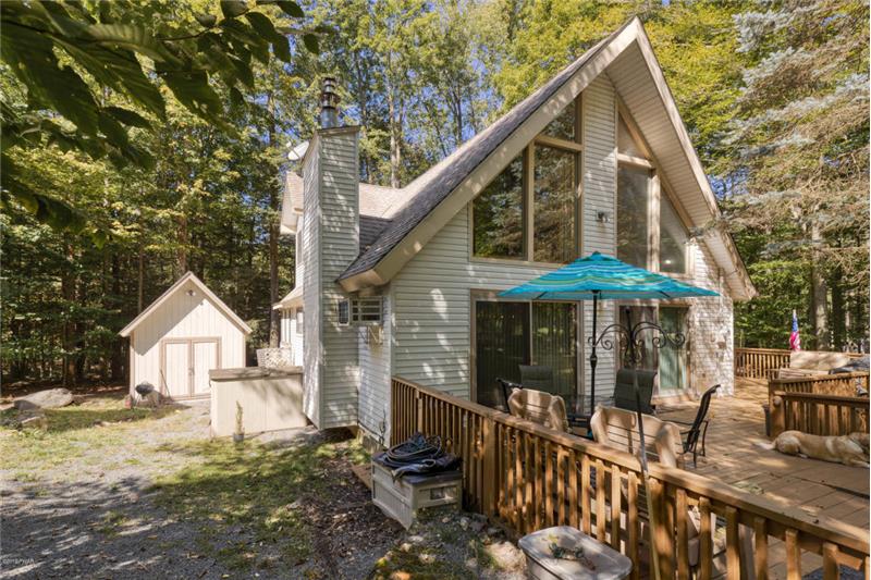 Storage Shed in Back