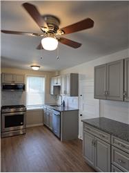 Primary listing photos for listing ID 642143