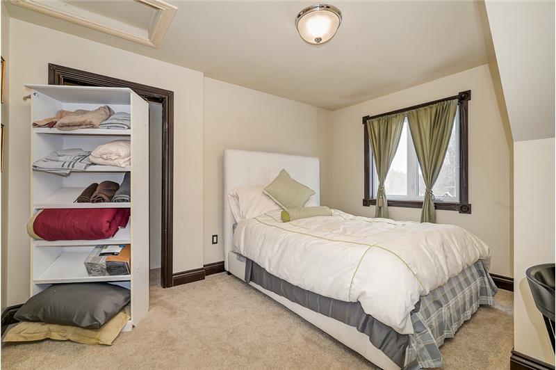 
                            Property Image 60