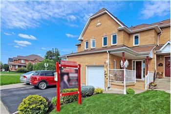 Primary listing photos for listing ID 589786