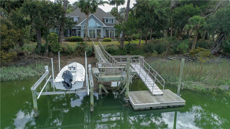4 Silver Fox Lane Dock and Boat Lift