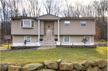 Primary listing photos for listing ID 531169