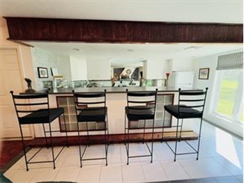 Basement Family Room Wet Bar