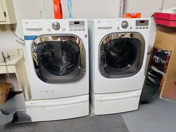 Basement Laundry Room