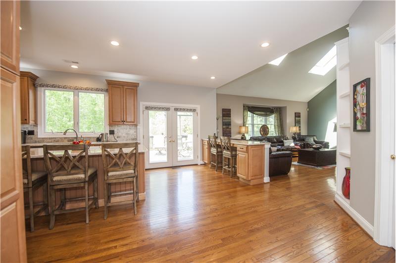 40 Westminster Lane Kitchen