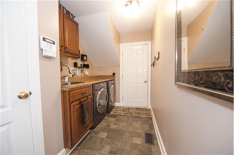 40 Westminster Lane Laundry Room