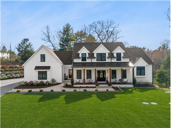 Primary listing photos for listing ID 646704