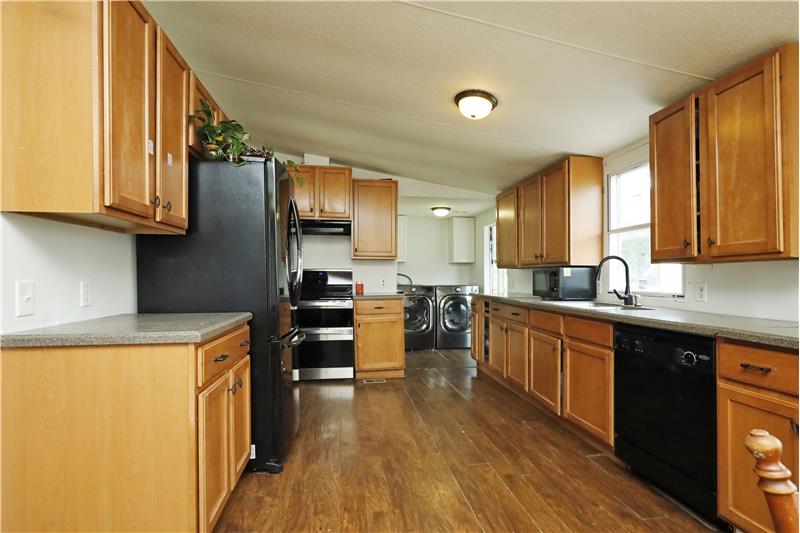 Lots of Counter Space!