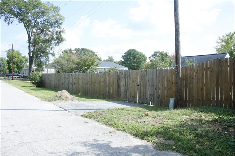 Double Fence off of Wilson St