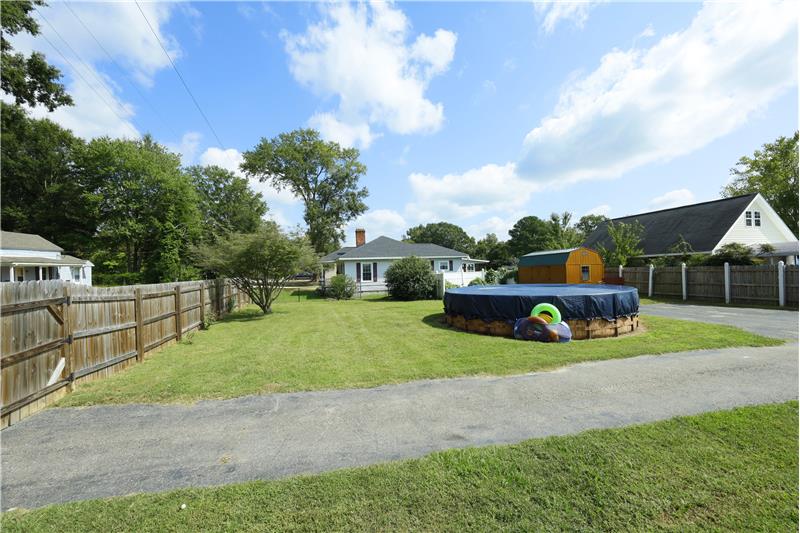 Huge Yard!
