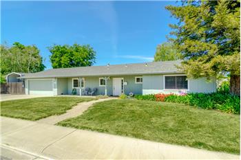 Primary listing photos for listing ID 539366