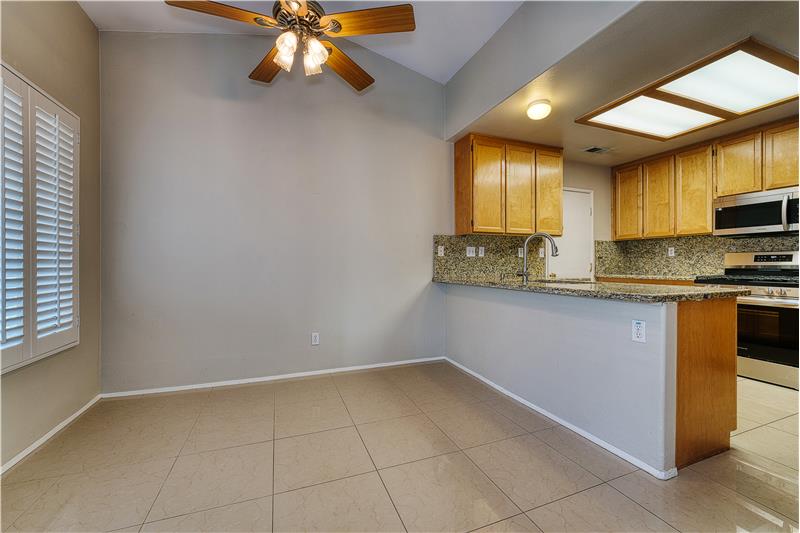 40220 Via Aguadulce, Murrieta, CA 92562 - For Lease