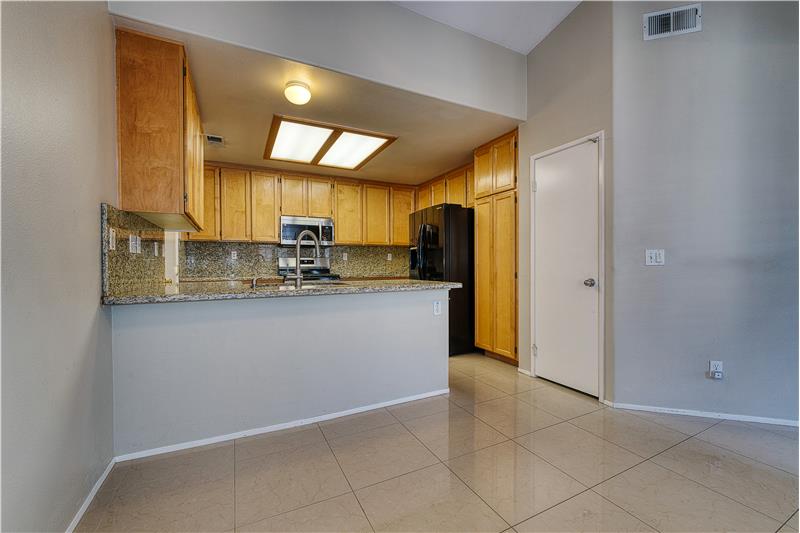 40220 Via Aguadulce, Murrieta, CA 92562 - For Lease