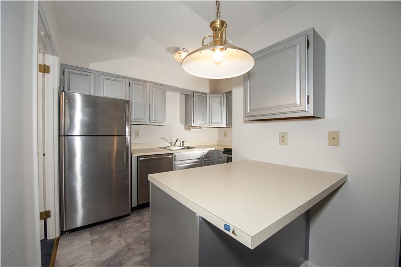 403 Eagle Rd, Wayne PA 19087