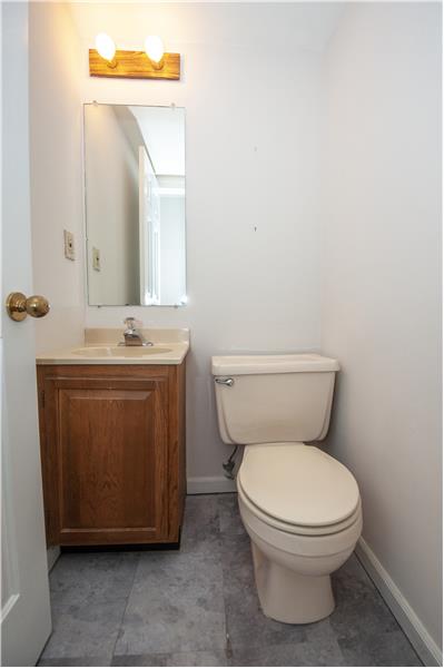 403 Eagle Rd, Wayne PA 19087