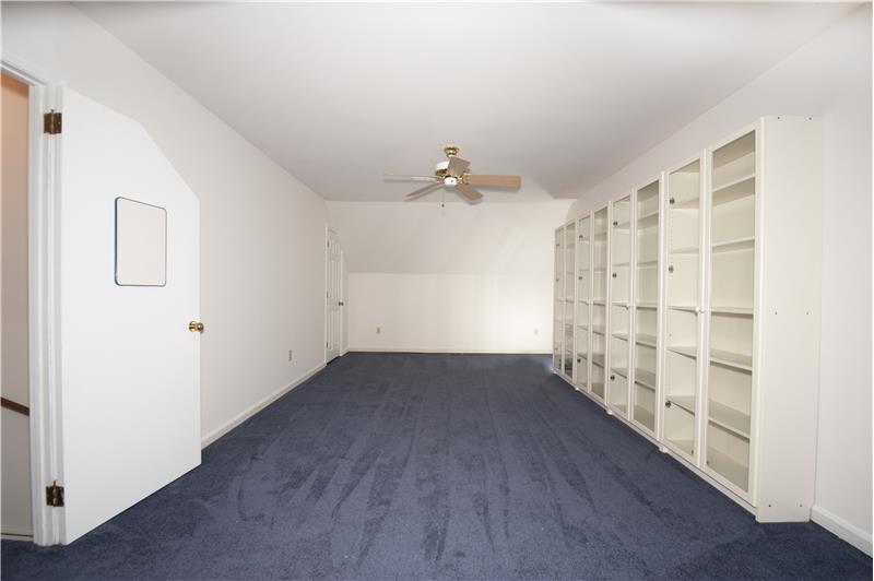 403 Eagle Rd, Wayne PA 19087