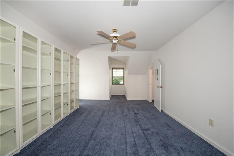 403 Eagle Rd, Wayne PA 19087