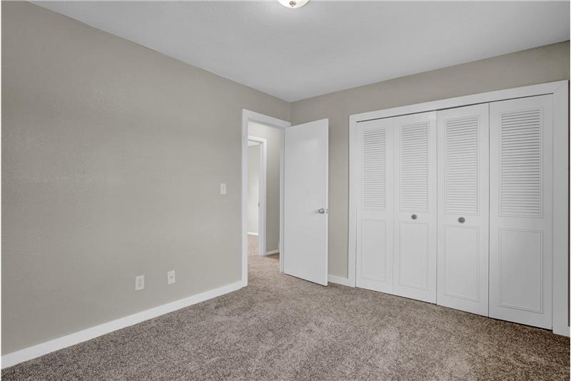 Upper level Bedroom #2