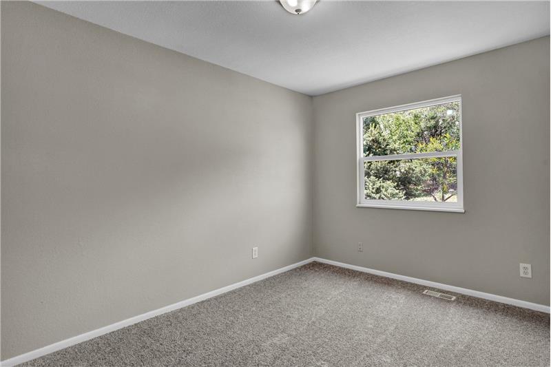 Upper level Bedroom #3