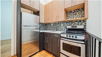 Primary listing photos for listing ID 590958