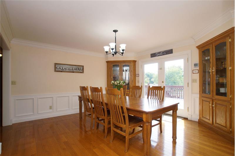 Dining room with access door to deck
