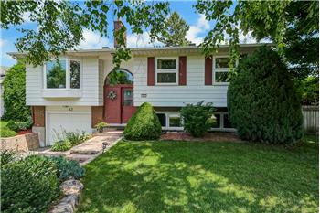 42 Ettrick Crescent, Ottawa, ON