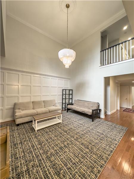 42 Greythorne Woods Circle Living Room