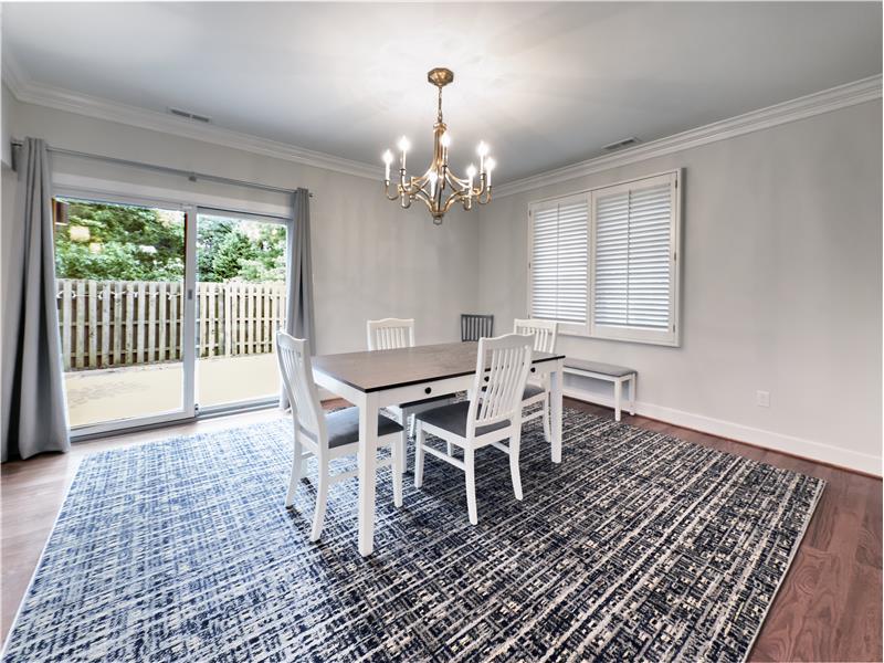 42 Greythorne Woods Circle Dining Room